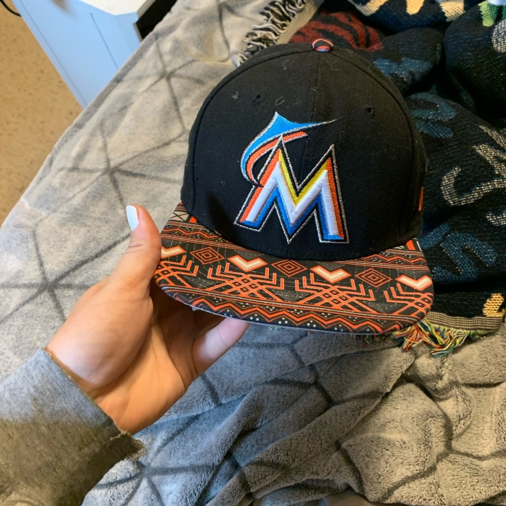 Marlins Snap back MAKE AN OFFER